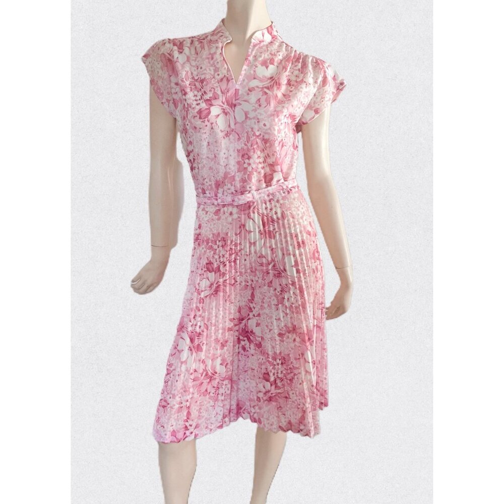 Pink Floral Dress, Size M/L, Belted Midi Pleated Pink Vintage Dress 1970s